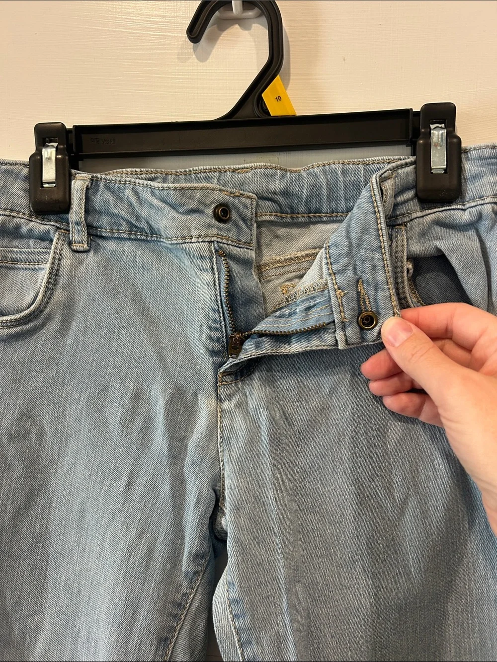 Light Blue Jeans - Classic Straight Fit